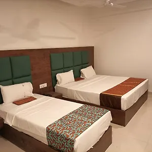 **** Hotel Ambience Plaza Near Igi Airport Delhi India