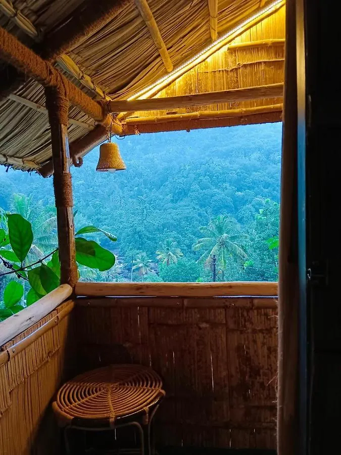Fab - Bamboo Hut With Open Shower Munnar 0*,  Indien